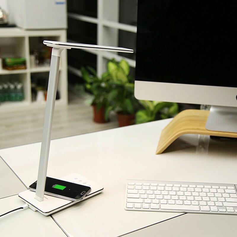 Wireless Charging LED Desk Lamp