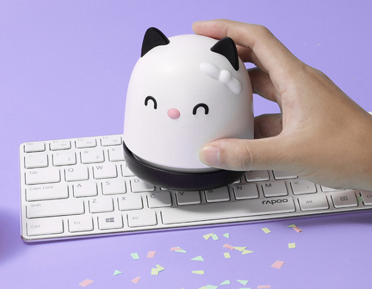 Cute cat vacuum detail